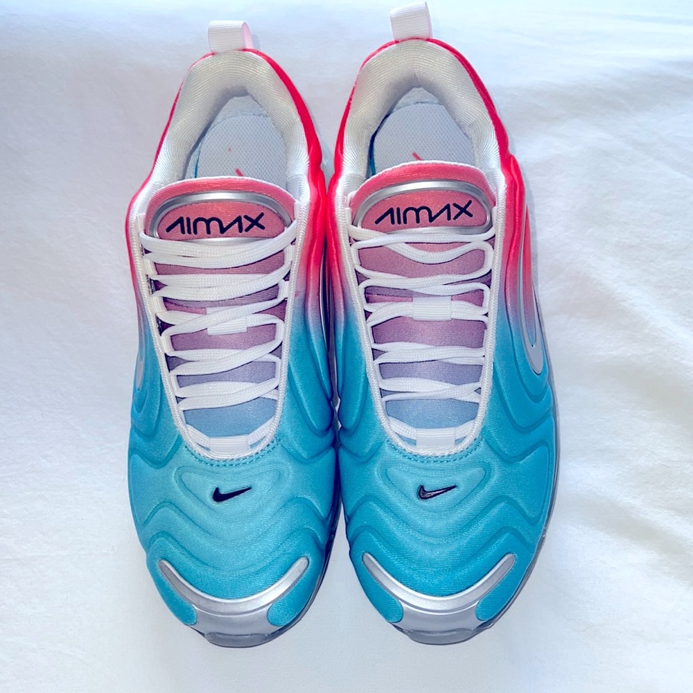 Women's Nike Air Max 720 Lava Glow Sneakers